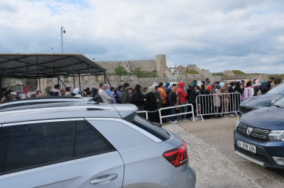 Kuzey Ege'nin Turizm Merkezi Bozcaada 3 Günlük Tatilde Yüzde 70 Doluluk Oranına Ulaştı