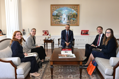 Hollanda Başkonsolosu Huisinga'dan Vali Sezer'e Ziyaret