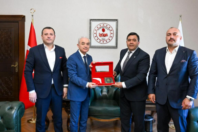 Vali Turan, Altay'ı Makamında Kabul Etti