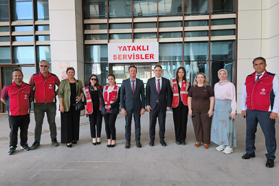 Vakıf Geleneği Yaşatılıyor: Hastalara Meyve İkramı
