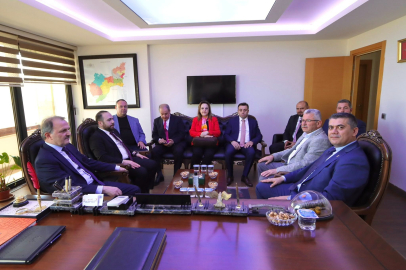 Çalışma ve Sosyal Güvenlik Bakan Yardımcısı Ertem'den AK Parti Tekirdağ İl Başkanlığı'na Ziyaret
