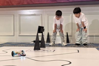 Mersinli Öğrenciler Robotik Yarışmasında Türkiye Derecesi Yaptı