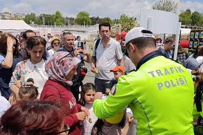 Tekirdağ Polisi Anne ve Çocukları Sevindirdi
