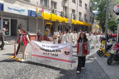 Kırklareli'nde Engelliler Farkındalık İçin Yürüdü
