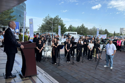 Hatipler; “Bahar Şenlikleri Üniversitenin Bayramı”