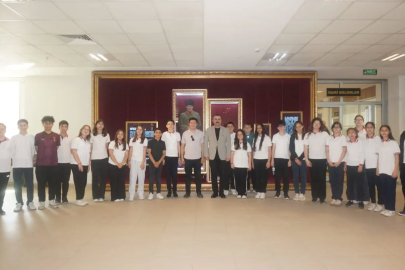 Uzunköprü Belediyesi’nde Öğrencilerden Demokrasi ve Vatandaşlık Ziyareti