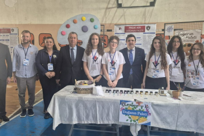 Tekirdağ'da TÜBİTAK 4006 Bilim Fuarı Düzenlendi