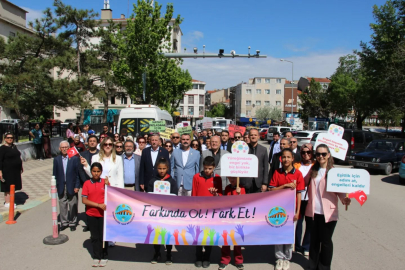 Uzunköprü’de Engelliler Haftası Kapsamında Farkındalık Yürüyüşü Düzenlendi