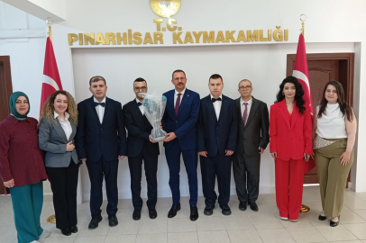 Kaymakam Özderin Engelliler Haftasında Özel Bireyleri Ağırladı