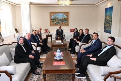 AK Parti Genel Başkan Yardımcısı Yalçın’dan Vali Sezer’e Ziyaret