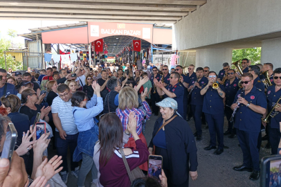 Balkan Pazarı ve Saraçlar’da Sürpriz Konser Coşkusu