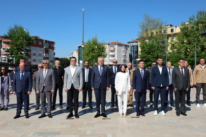Çerkezköy’de Gençlik Haftası Kapsamında Çelenk Töreni Düzenlendi