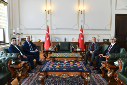 Emekli Vali Mustafa Büyük’ten Vali Soytürk’e Ziyaret