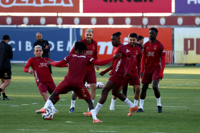 Şampiyon Galatasaray, Kasımpaşa Maçı Hazırlıklarına Başladı