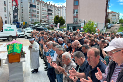 ‎Sarılarlı Son Yolculuğuna Uğurlandı