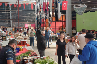 ‎Emek Pazarı’nda Hareketli Pazar Mesaisi
