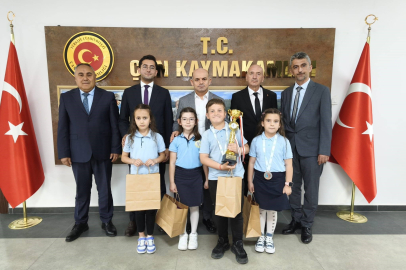 Çan Cumhuriyet İlkokulu Öğrencileri Akıl Zeka Oyunlarında Türkiye Finallerine Katıldı