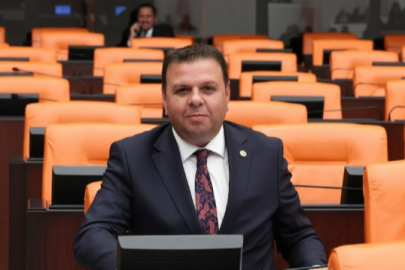 Ediz Ün’den 19 Mayıs Mesajı
