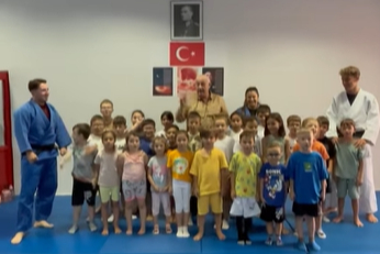 Hayrabolu Belediyesi’nden 19 Mayıs Mesajı
