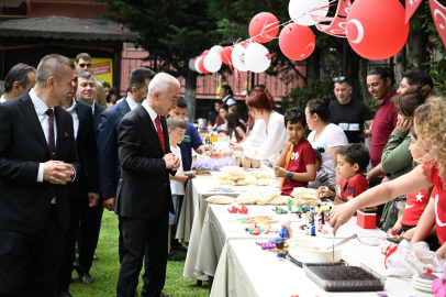 Lüleburgaz’da “Okuyan Kampüs – Açık Hava Kütüphaneleri Projesi” Etkinliği