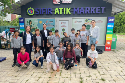 Edirne’de Öğrenciler Sıfır Atık Marketini Ziyaret Etti