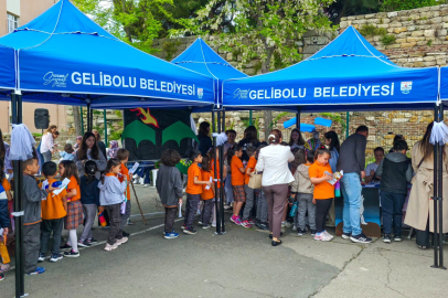 Gelibolu'da Çocuk Yazarlar Şenliği Düzenlendi