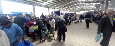 Havsa Halk Pazarı’nda Bayram Öncesi Yoğunluk