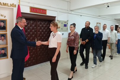 Kaymakam Özderin Hükümet Konağı Personeliyle Bayramlaştı
