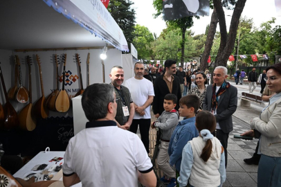 Vali Uğur Turan Kakava Festivali Stantlarını Ziyaret Etti