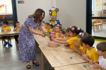 Minikler, Edirne Gülü ve Edirne Kırmızısını Keşfetti