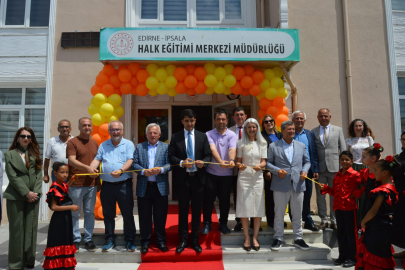 İpsala’da Hayat Boyu Öğrenme Haftası Sergisi Açıldı