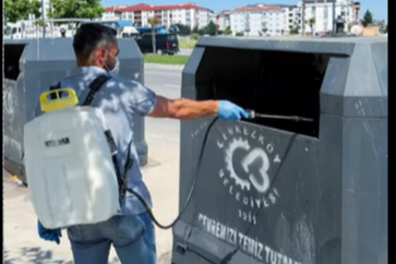 Çerkezköy’de Çöp Konteynerlerinde İlaçlama ve Dezenfeksiyon Çalışması