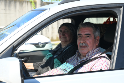 Emekli Gurbetçiler Yaz Dönemini Geçirecekleri Yurda Giriş Yapmaya Başladı