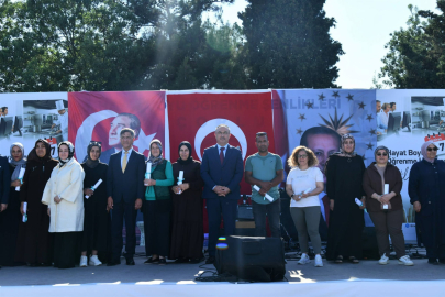Vali Soytürk, Hayat Boyu Öğrenme Haftası Etkinliğinin Açılışını Yaptı
