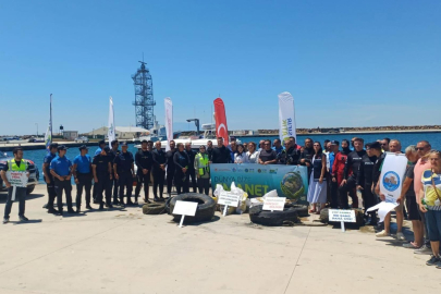 Edirne'de "Kurbağa Adamlar" Saros Körfezi'nde Deniz Dibini Temizledi