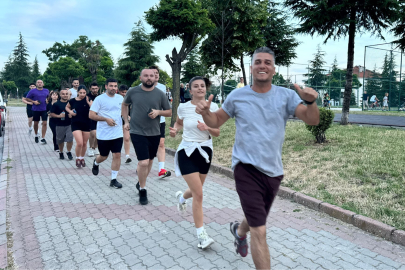 Barış Parkı’nda Şarkılar Eşliğinde Koştular