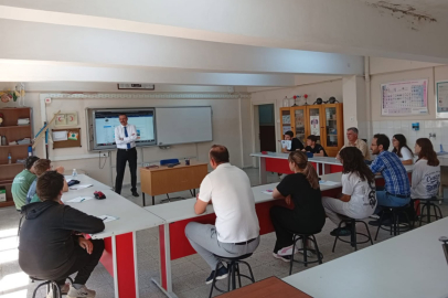 Kaymakam Özderin’den LGS Öncesi Öğrencilere Moral Ziyareti