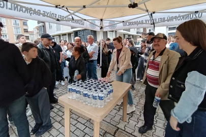 Uzunköprü Belediyesi’nden LGS Öncesi Su ve Şeker İkramı