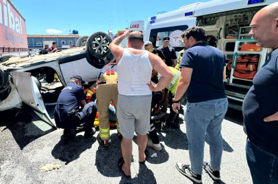 TIR’ın Altına Sıkışan Otomobilde Can Pazarı