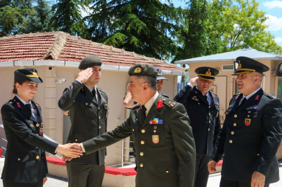 Tuğgeneral Erdal Köse, Kıdemli Albay Yusuf Eskitürk'ü Ziyaret Etti