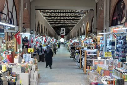 Tarihi Çarşıda Sessiz Salı