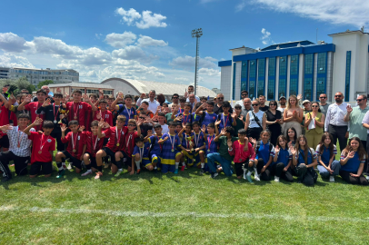 Edirne Mahalle Ligi Finalinde Kupalar Vali Sezer’den