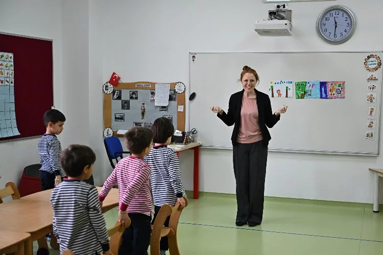 ABD'li öğretmen, 5 çocuğuyla Edirne'ye taşındı