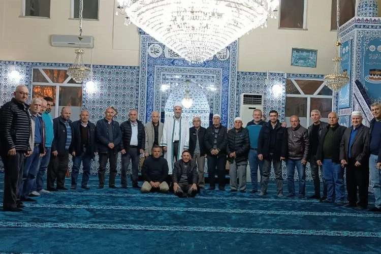 Ahmet Tuncay Sagun Camii’nde halılar yenilendi