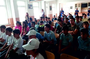 Öğrenciler ilçe Jandarma Komutanlığını Ziyaret Etti