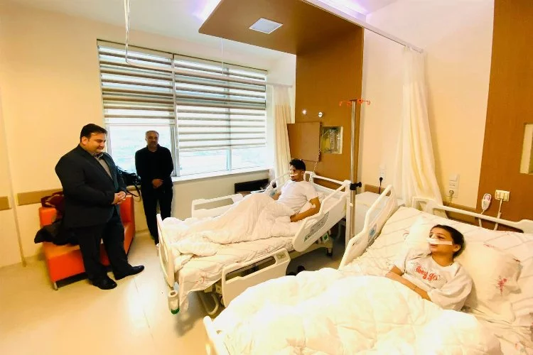 Başkan Gün Hastaları ziyaret etti