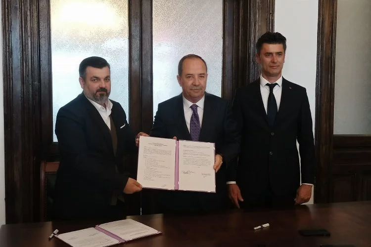 Gürkan pazarcılarla yönetmelik protokolü imzaladı