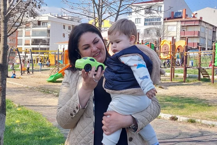 İba'dan 14 aylık Ahmet'e oyuncak araba hediyesi