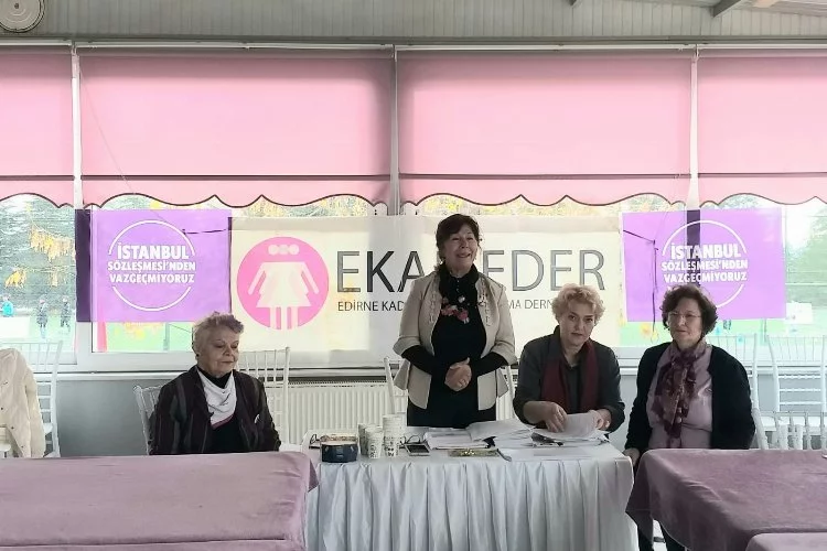 Kadın adaylar EKAMEDER’de buluştu