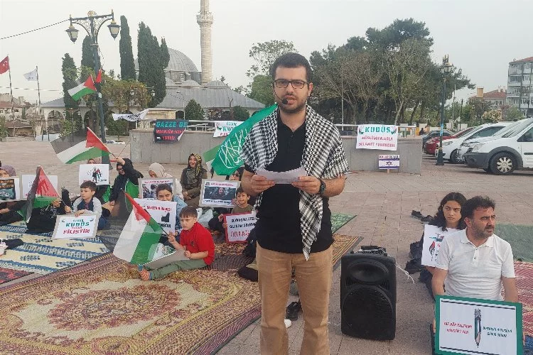 Tekirdağ'da Filistinliler için oturma eylemi